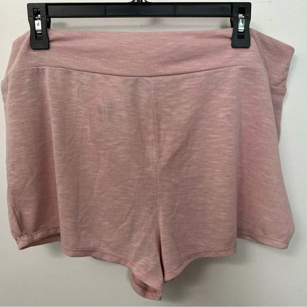 BearPaw NWOT Soft Pink Knit Lounge Short
